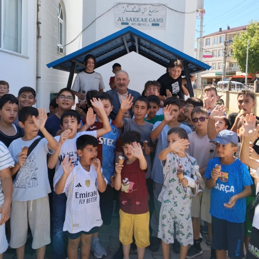 SİLPAGAR, SICAK HAVADA YÜZLERİ GÜLDÜRDÜ 3 SİLPAGAR, SICAK HAVADA YÜZLERİ GÜLDÜRDÜ