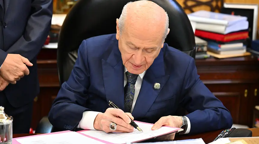 MHP LİDERİ BAHÇELİ:''BİN YILLIK KARDEŞLİĞİMİZ TESCİLLENDİ, 86 MİLYON KAZANACAK'' 2 MHP LİDERİ BAHÇELİ:''BİN YILLIK KARDEŞLİĞİMİZ TESCİLLENDİ, 86 MİLYON KAZANACAK''