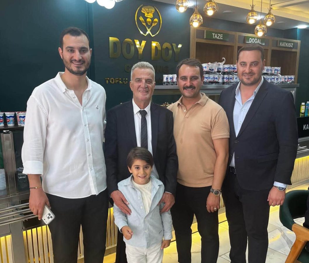 YALOVA’DA YENİ LEZZET ADRESİ DOY DOY KAPILARINI AÇTI: 5 ÇEŞİT YEMEK 250 TL 2 YALOVA’DA YENİ LEZZET ADRESİ DOY DOY KAPILARINI AÇTI: 5 ÇEŞİT YEMEK 250 TL
