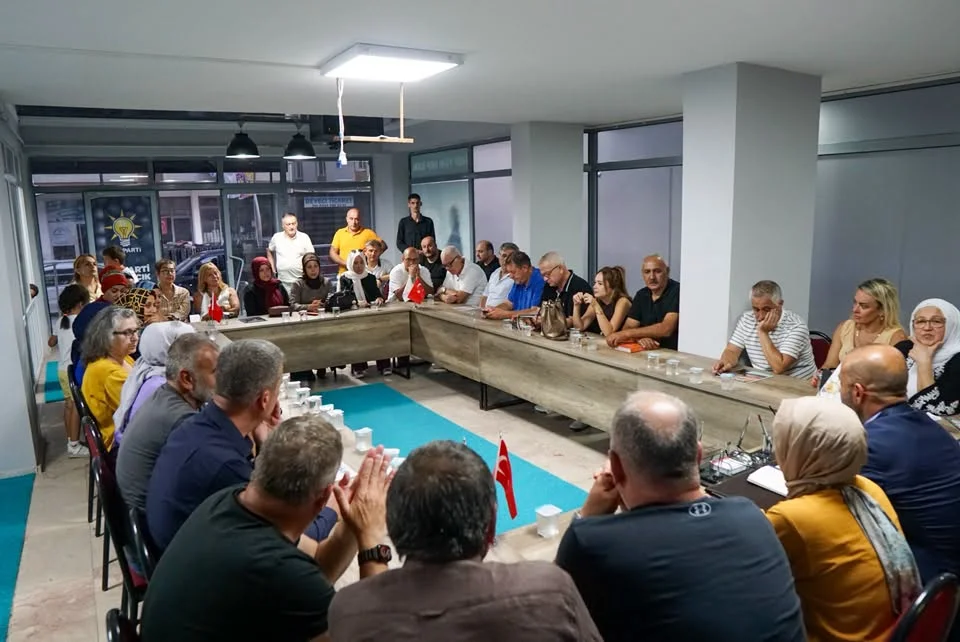 AK PARTİ ÇINARCIK’TA DANIŞMA KURULU TOPLANDI