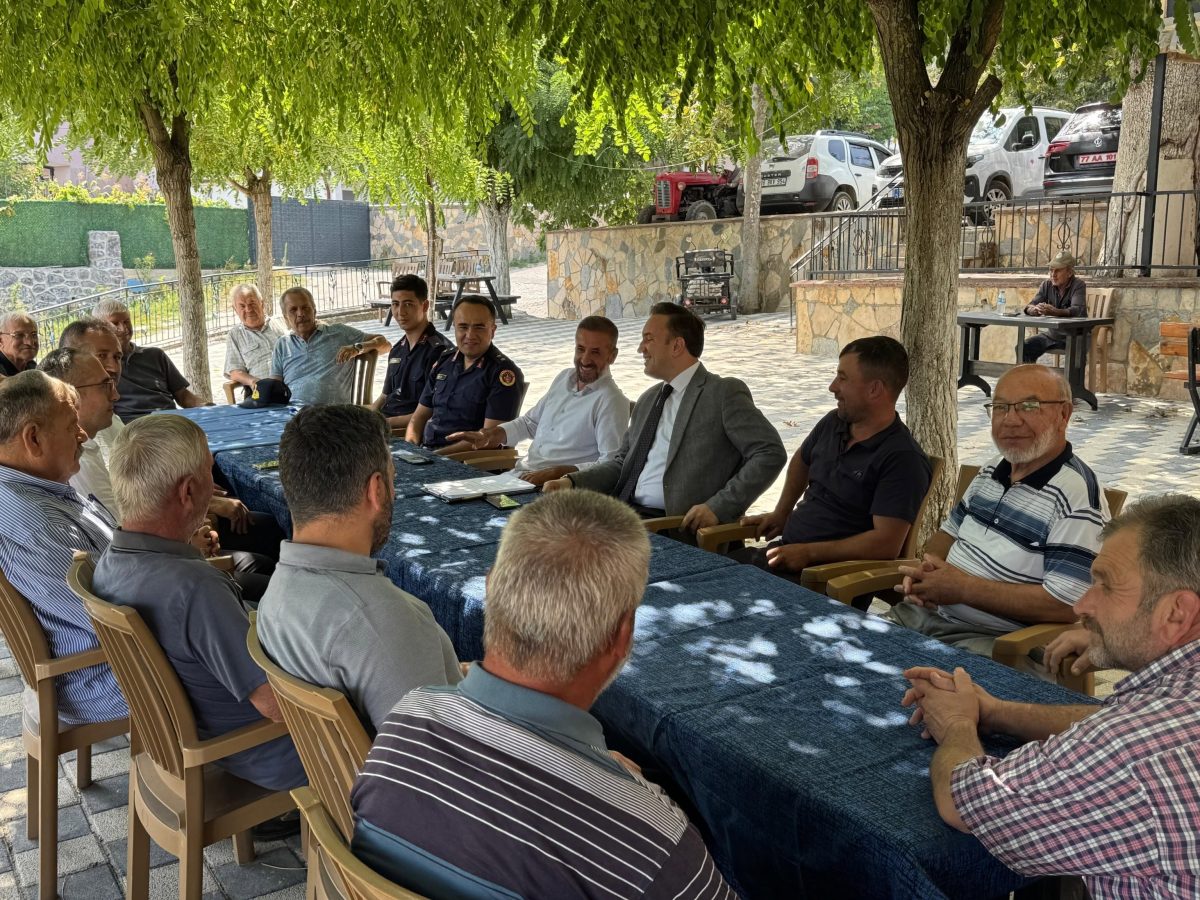 ALTINOVA KAYMAKAMI BAYRAM, SERMAYECİK KÖYÜ’NDE VATANDAŞLARLA BULUŞTU 2 ALTINOVA KAYMAKAMI BAYRAM, SERMAYECİK KÖYÜ’NDE VATANDAŞLARLA BULUŞTU