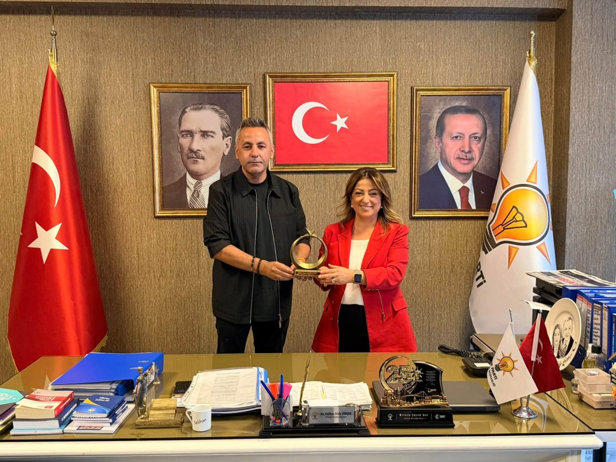 GAZİLERDEN, AK PARTİ KADIN KOLLARI’NA ANLAMLI ZİYARET