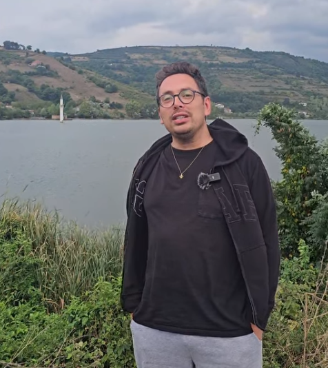 KARAMÜRSELLİ RECEP ÖZGÜNEŞ, BOŞNAK KÜLTÜRÜNÜ GELECEK NESİLLERE AKTARIYOR