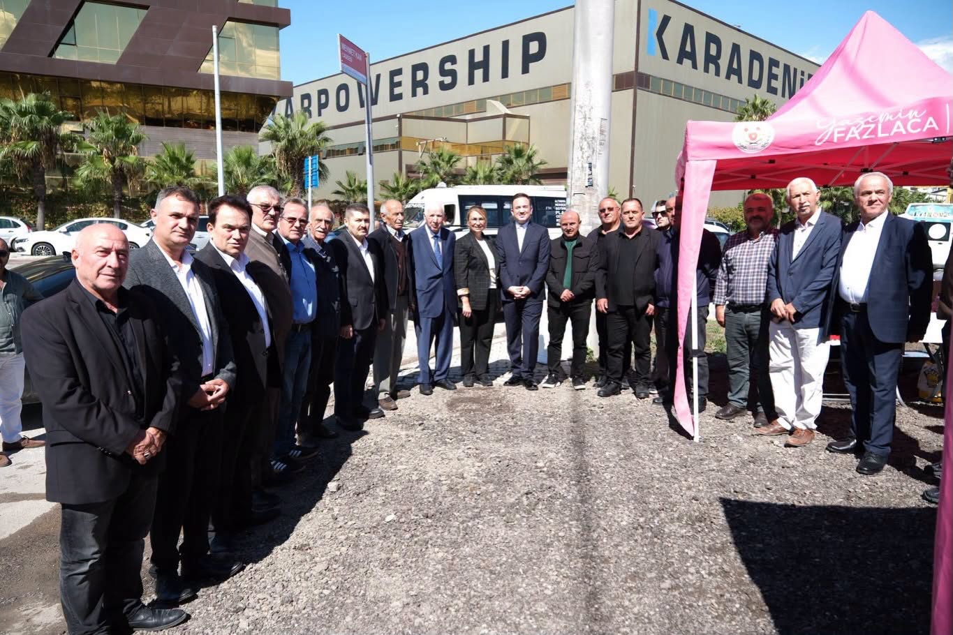 ALTINOVA’DA BİR CADDEYE MEHMET KAN’IN İSMİ VERİLDİ