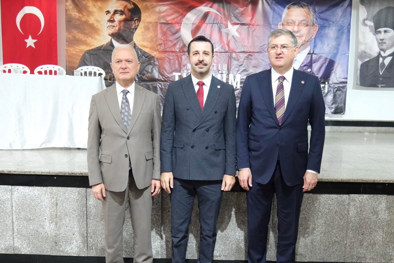 YENİ PARTİ KARAMÜRSEL’DE ANIL AKSU İLE DEVAM EDİYOR 1 YENİ PARTİ KARAMÜRSEL’DE ANIL AKSU İLE DEVAM EDİYOR