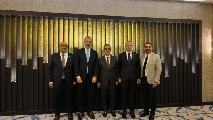 YALOVA’DA ELAZIĞ RÜZGÂRI: HARPUT KÜLTÜRÜ AYNI SOFRADA BULUŞTU 1 YALOVA’DA ELAZIĞ RÜZGÂRI: HARPUT KÜLTÜRÜ AYNI SOFRADA BULUŞTU