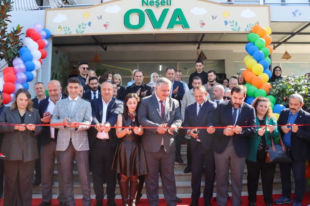 YALOVA’DA ÇOCUKLARIN YENİ BULUŞMA NOKTASI NEŞELİOVA KAPILARINI AÇTI
